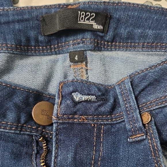 Pair 1822 Denim For $15 - Light & Dark Wash - Picture 5 of 8